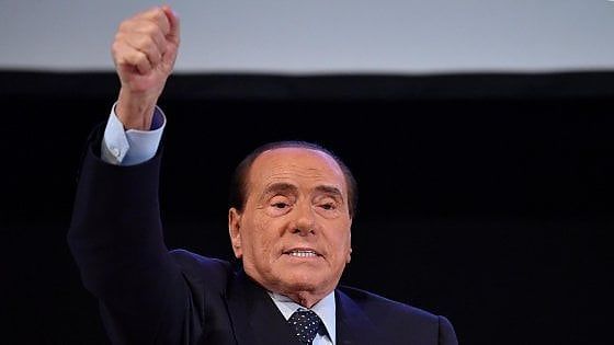 Berlusconi: "Presto possibile un governo di centrodestra con la Lega". Incontro tra il leader di Fi e Mattarella 