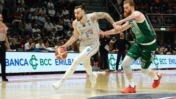 La Fortitudo travolge Avellino guidata da Sorokas e Anumba. I tifosi ricordano Zanardi