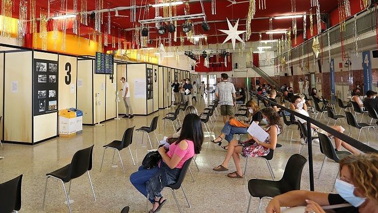 Terza dose di vaccino Covid: in Israele un milione di richiami, l’America partirà il 20 settembre