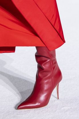 15 stivali da donna da avere questo inverno: alti e colorati 