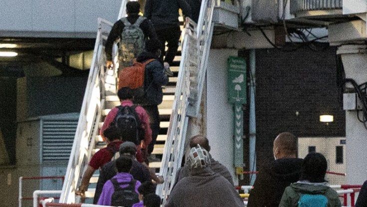Afghanistan, da Kabul arrivano in Liguria i primi 5 rifugiati
