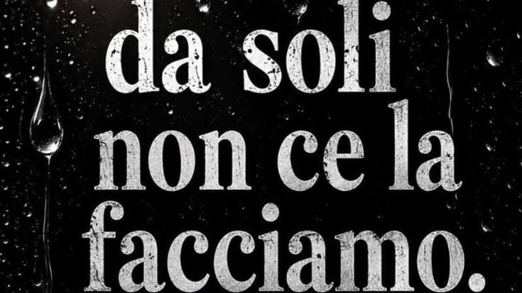 “Da soli non ce la facciamo”. La frase della famiglia suicida diventa un hashtag virale