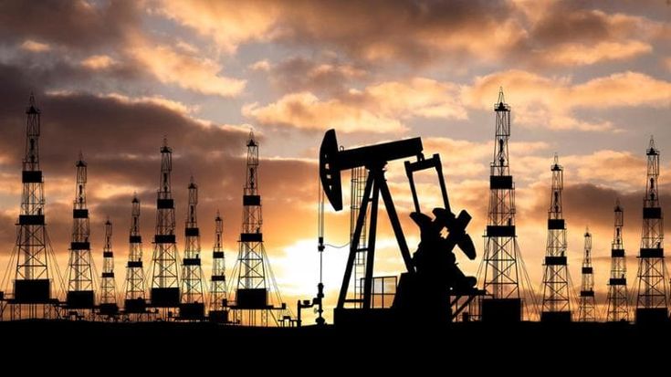 Mercato del petrolio: domanda in calo, offerta incerta e prezzi sotto pressione