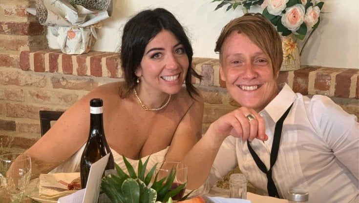 Parlano le mamme di Trofarello: "L'anagrafe non riconosce i nostri gemelli, ma siamo una famiglia"