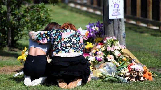 Rugby, l'ex stella Baxter uccide moglie e figli e poi si toglie la vita