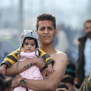 Siria, il tormento di chi fugge di fronte alle frontiere turche sbarrate