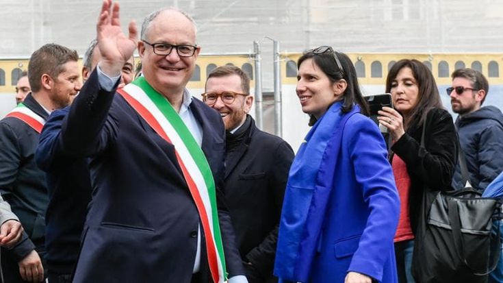 Una piazza per l’Europa. Roberto Gualtieri dal palco: “Nella nostra Europa più diritti e unità”