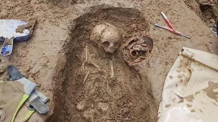 Cantiere piazza Beccaria, spunta la necropoli romana, mercoledì verdetto sui lavori