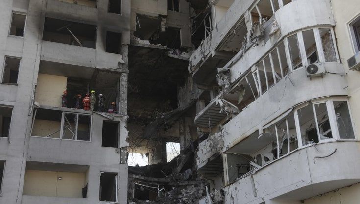 Ucraina, Odessa blindata nell'anniversario della strage alla Casa dei sindacati: "Per evitare provocazioni"