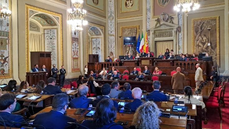 Statuto, squillo in commissione: c’è un progetto