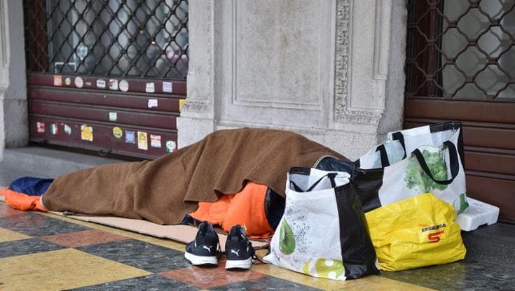 Firenze, morto un ragazzo di 25 anni senza fissa dimora, i suoi organi saranno donati