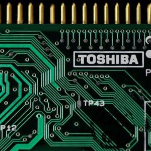 I processori Toshiba verso la vendita a una cordata con Bain e Apple per 18 miliardi