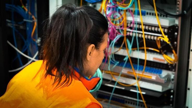 Tlc, la nuova tassa che minaccia operatori e utenti dei piccoli Comuni