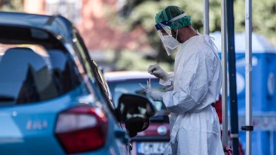 Coronavirus, Ricciardi: "Sottovalutato che la pandemia ha una seconda ondata più pericolosa"