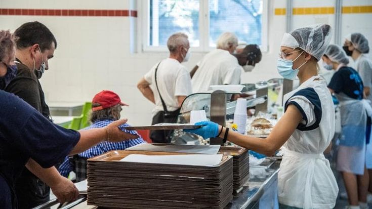 Caritas, il lavoro non salva dalla povertà. Più anziani e persone sole tra gli assistiti
