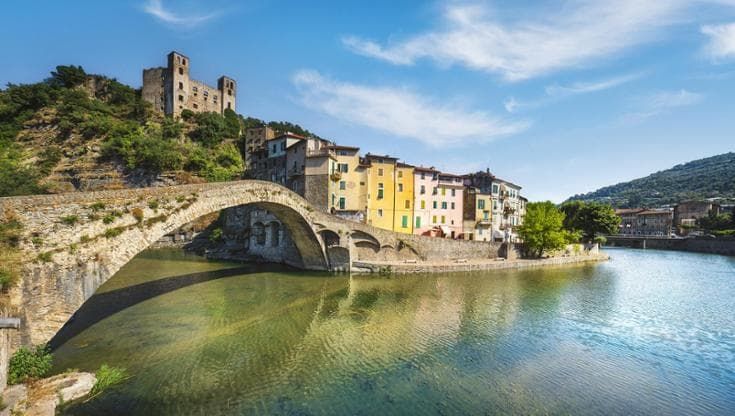 Arteatrando, a Dolceacqua sulle orme di Monet e Canavesio