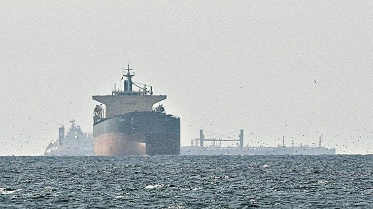 Blocco Usa a Hormuz: “Schierate quindici navi, guai a chi si avvicina”