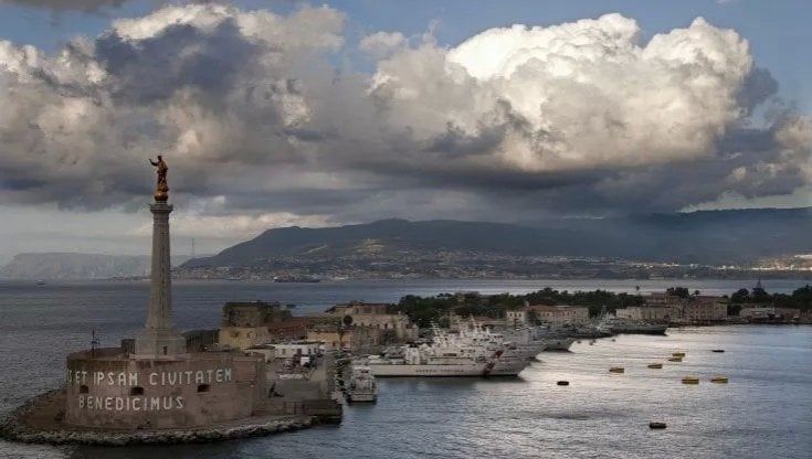Rfi: gara per due navi "dual fuel" da destinare al servizio sullo Stretto di Messina