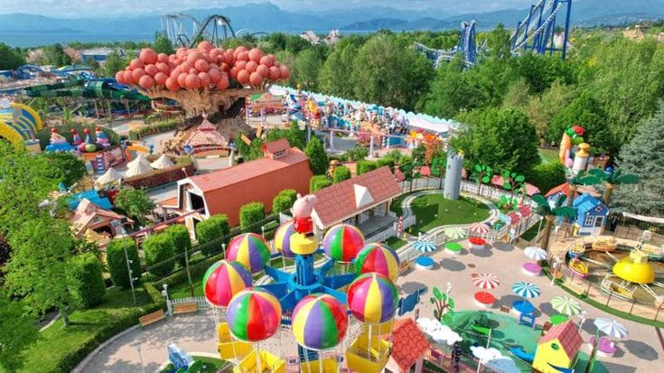 Parchi divertimenti: da Pinocchio al Gruffalò al K-pop, ecco le novità di primavera