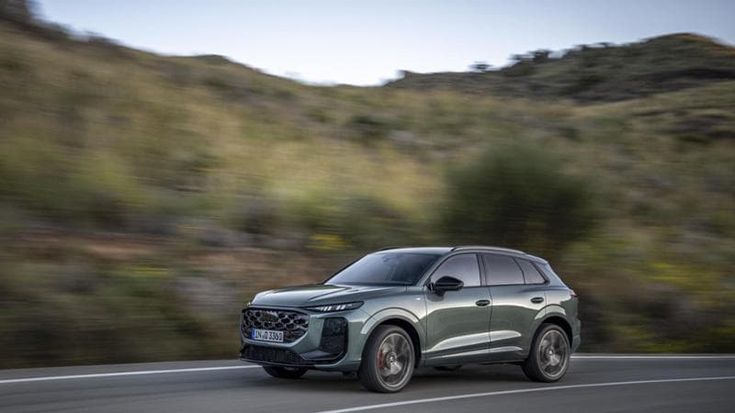 Audi Q3 2.0 TFSI, sicurezza integrale. La prova sulle strade di Cortina