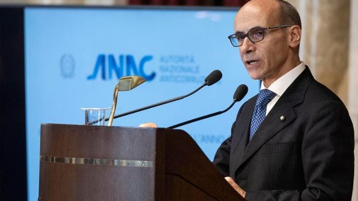 “Rendere note le singole donazioni ai politici”: Anac impone più trasparenza in campagna elettorale