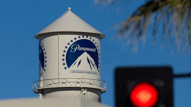 Via libera a Paramount sull’acquisizione Warner Bros. C’è l’ok del governo Usa ma anche le critiche