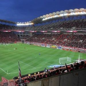 Mediaset: interessati alla Champions, ma preoccupati dalla lite legale Sky-Rai