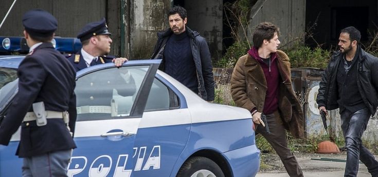 Alessandro Gassmann: "Noi bastardi di Pizzofalcone, poliziotti in cerca di riscatto"