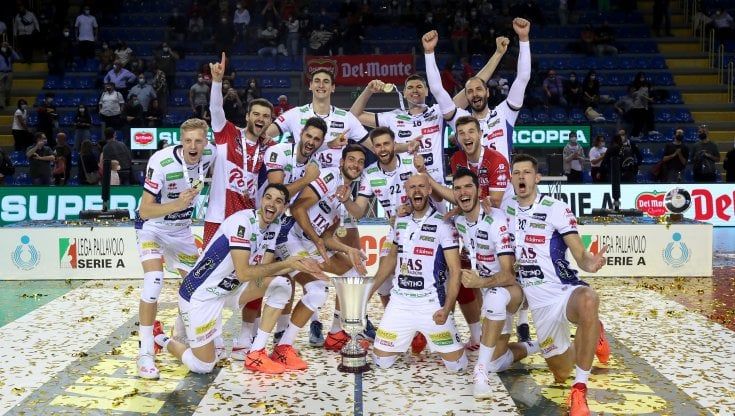 Volley, Trento vince la Supercoppa: Monza sconfitta 3-1