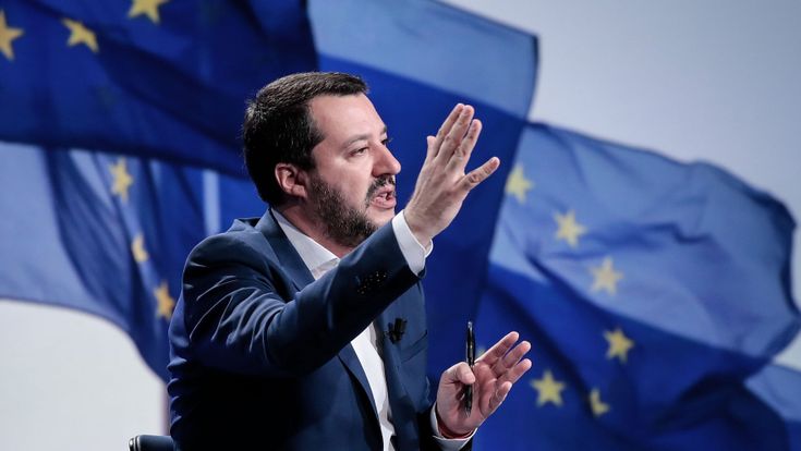 Salvini va oltre il Nord. Lega partito personale per togliere spazio al M5S