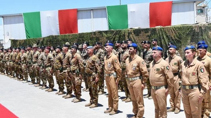 All’alba via da Erbil i primi 70 militari italiani. Lite nel governo su Mosca