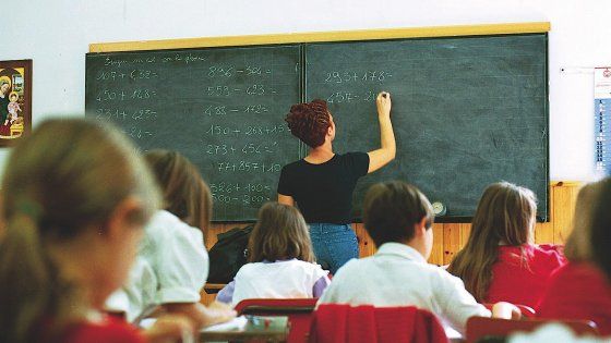Il prof intermittente: la riforma non ferma la giostra dei supplenti