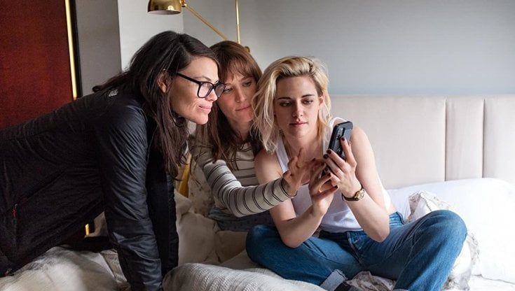 Kristen Stewart: "Com'è divertente essere gay anche sullo schermo"