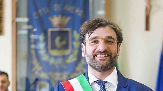 Coronavirus, tentativo di aggressione al sindaco di Aversa, a Casal di Principe il primo morto