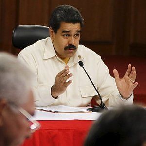 Venezuela, settimana lavorativa di due giorni per risparmiare energia