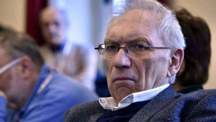 Scuola, il piano di Bianchi per portare 100.000 precari in cattedra