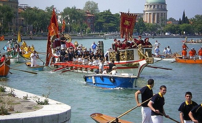 Weekend pagato a Venezianuova bufera su Monari