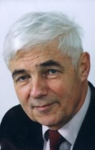 Stuermer: "Merkel spera di trovare in Renzi un Blair italiano"