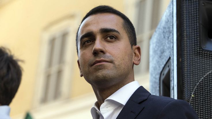 Pensioni, è lite sulle cifre di Di Maio