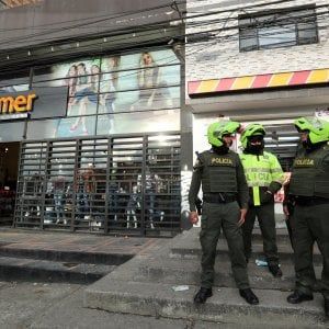 Colombia, nei supermercati il tesoro segreto delle Farc