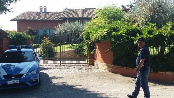 Lanciano, terrore durante una rapina in villa: coniugi legati e picchiati, tagliato l'orecchio alla donna