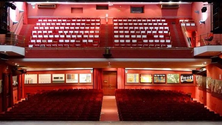 Perchè è sgradita l'aria del continente al Teatro di Catania