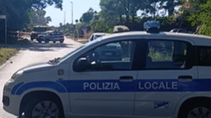 Aprilia, ragazzina in bici muore dopo essere stata travolta da un’auto