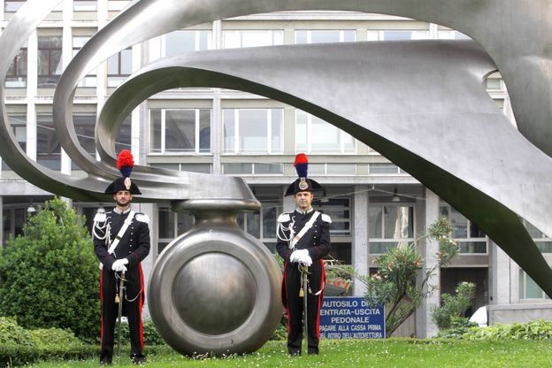 Carabinieri, Milano celebra i 200 anni dell'Arma