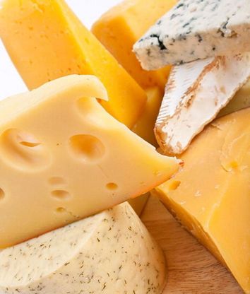 Promossi grassi di formaggi e latte: "Proteggono dal diabete"