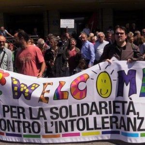 Lega, scontro in maggioranza, la vicepresidente della Regione Viale contro il sindaco Bucci: "Ci ripensi". I consiglieri del Carroccio:  "Non lasciamo gli anziani in balìa dei profughi"