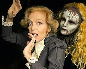 Il salotto scenico delle drammaturgie<br />al via la stagione del teatro della Cometa