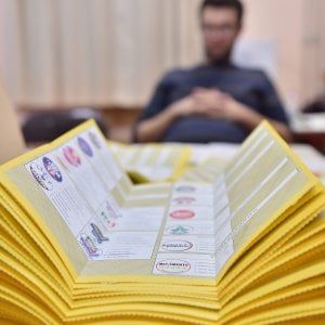 M5S, scrutatori scelti tra le persone indigenti o disoccupate