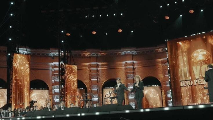 Il Volo in concerto a Mantova, le prove, gli ospiti e il trio dietro le quinte di "Uno per tutti"