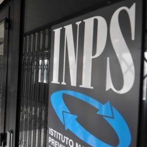 Garanzia giovani, c'è la circolare Inps: 200 milioni per i Neet. Bonus Sud da 530 milioni